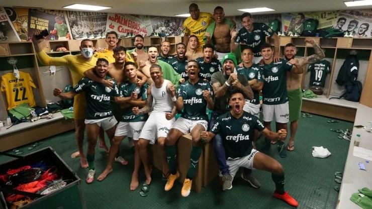 Elenco do Palmeiras comemora classificação para a semi da Libertadores — Foto: Cesar Greco / Ag. Palmeiras