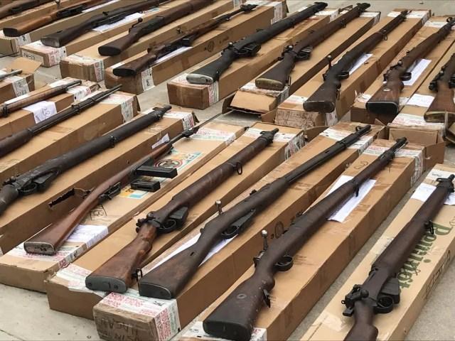 Armas apreendidas por autoridades argentinas e americanas iam para o Rio de Janeiro — Foto: Divulgação/Gendarmeria Nacional (Argentina)