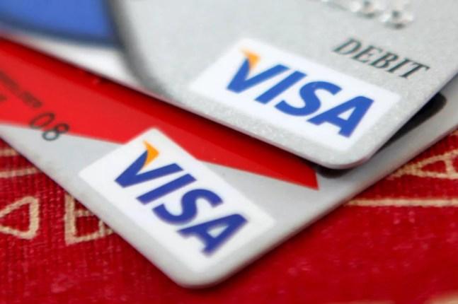 -HN- Cartões de crédito da bandeira VISA  — Foto: Jason Reed/Reuters