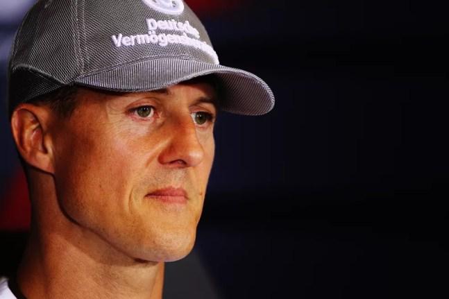 Michael Schumacher levou punição de dez posições no grid do GP da Bélgica de 2010 — Foto: Getty Images