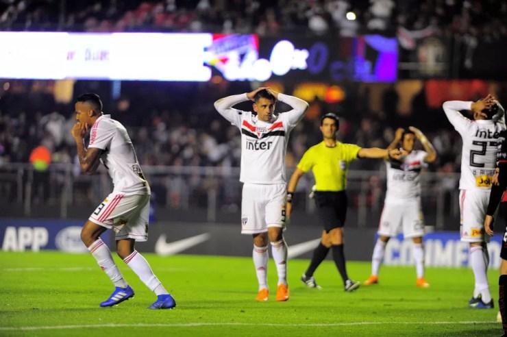 São Paulo foi derrotado pelo Colón no jogo de ida da segunda fase da Sul-Americana (Foto: Marcos Ribolli)