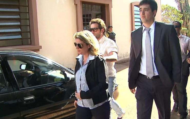 A mãe do menino Joaquim Ponte Marques, Natália Mignone Ponte, presta depoimento à Justiça em Ribeirão Preto — Foto: Reprodução/EPTV