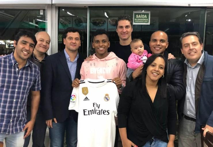 Rodrygo será jogador do Real Madrid em julho de 2019 — Foto: Reprodução/Instagram