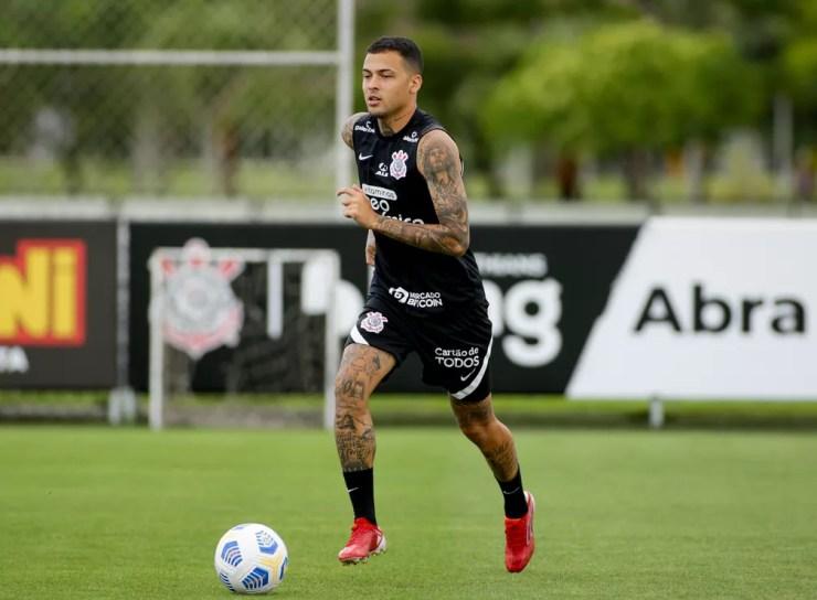 Thiaguinho em treino do Corinthians — Foto: Rodrigo Coca/Ag. Corinthians