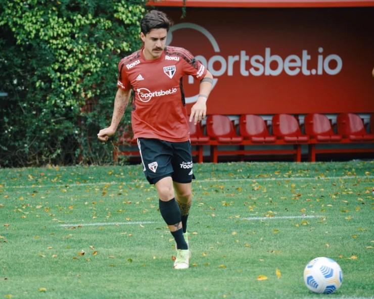 Gabriel ainda não foi titular desde a chegada ao São Paulo — Foto: Fellipe Lucena/saopaulofc