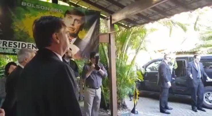 Bolsonaro recebeu Bolton em sua casa, na Barra da Tijuca (RJ)