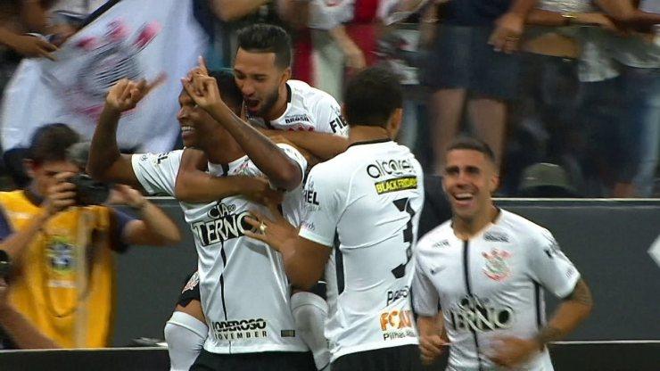 Os gols de Corinthians 3 x 1 Fluminense pela 35ª rodada do Brasileirão