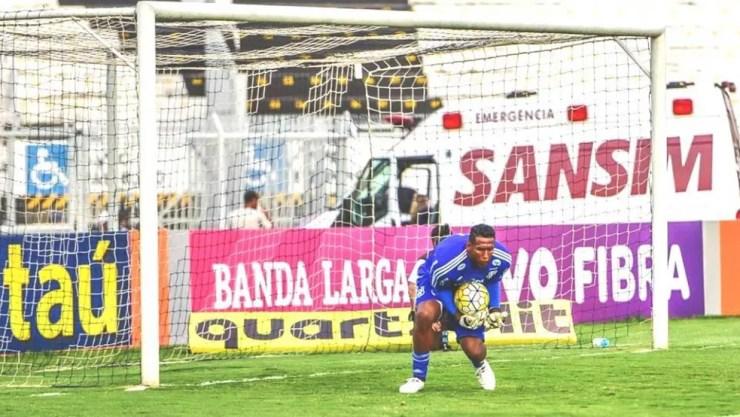 O goleiro Aranha, que atualmente joga na Ponte Preta, comentou o tema da prova de redação da segunda aplicação do Enem 2016 (Foto: Divulgação/PontePress/Fábio Leoni)