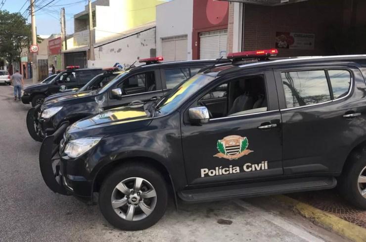 Dois suspeitos de golpe em clientes de carros de luxo em Piracicaba foram presos em Sorocaba â Foto: PolÃ­cia Civil