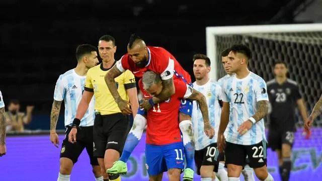 Vidal Vargas Chile 1x1 Argentina Copa América