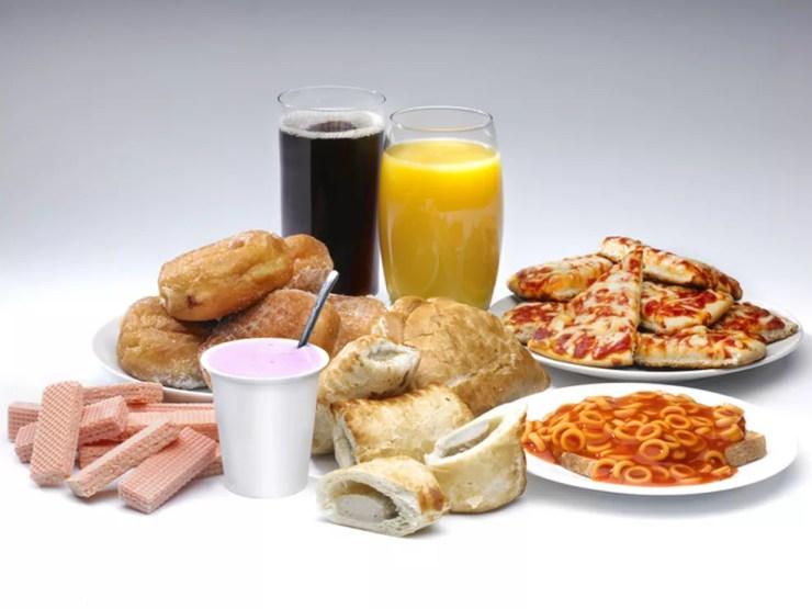 Dieta ocidental, rica em ultraprocessados, leva ao aumento da pressão arterial — Foto: iStock Getty Images