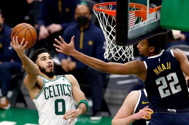 Jayson Tatum no jogo entre Celtics e Nuggets — Foto: Maddie Meyer / Getty Images