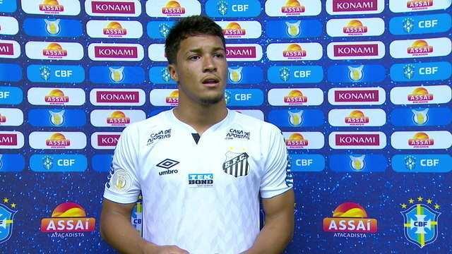 Marcos Leonardo exalta a vitória do Santos sobre o Corinthians
