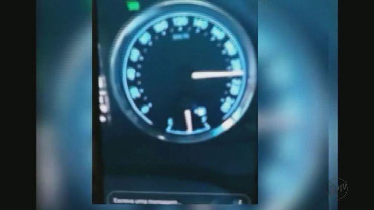 Prefeitura de Dourado abre sindicância para apurar vídeo de carro oficial a 210 km/h