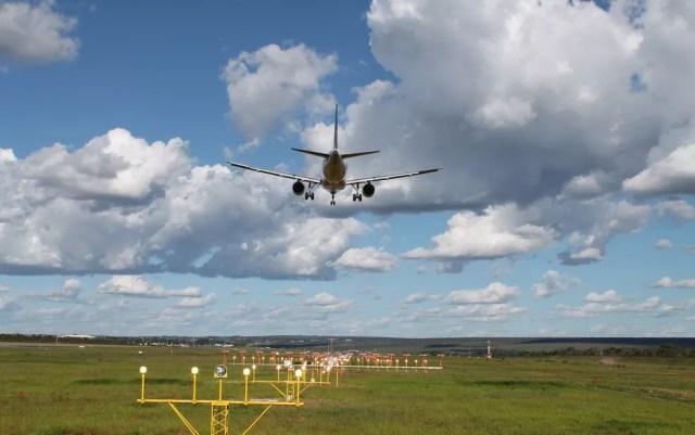 Custos proibitivos para treinamento podem limitar a oferta de novos pilotos, dizem especialistas — Foto: Aeroporto de Brasília/Divulgação