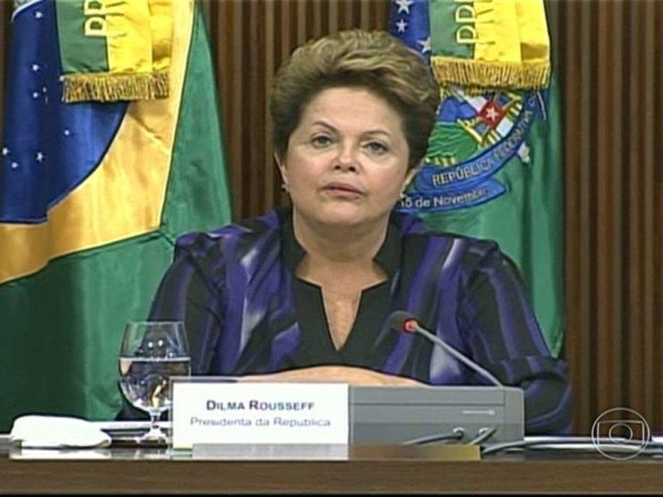 Dilma Rousseff propõe cinco pactos nacionais