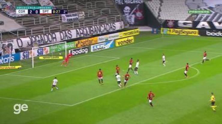 Aos 8 min do 2º tempo - defesa de Mailson, do Sport, contra o Corinthians