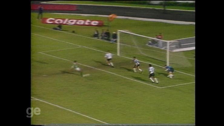Grêmio e Palmeiras empatam em 1x1 pela Copa do Brasil de 93