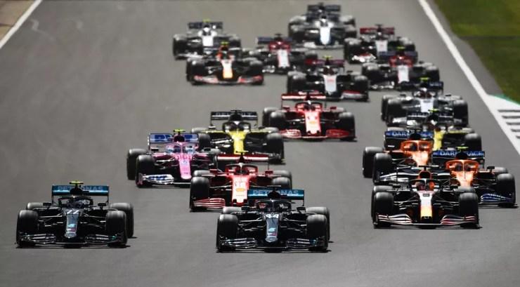 Largada do GP da Inglaterra de 2020, em Silverstone — Foto: Getty Images