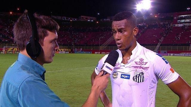 Santos vence Vitória fora de casa e embola disputa pela liderança