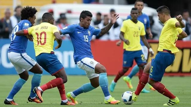 Com Jesus nas alturas, Brasil vence Equador por 3 a 0 e quebra tabu de 33 anos